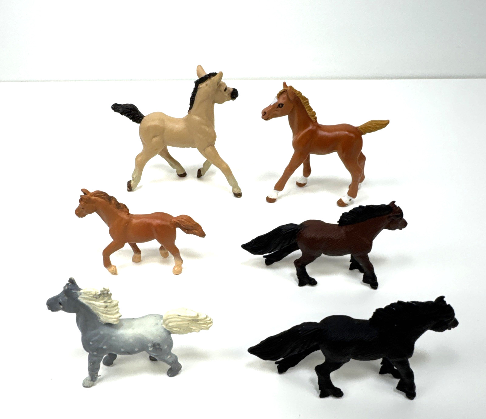 Lot Of 6 Miniature Horse Toy Figures Safari Plastic 90s & 2005