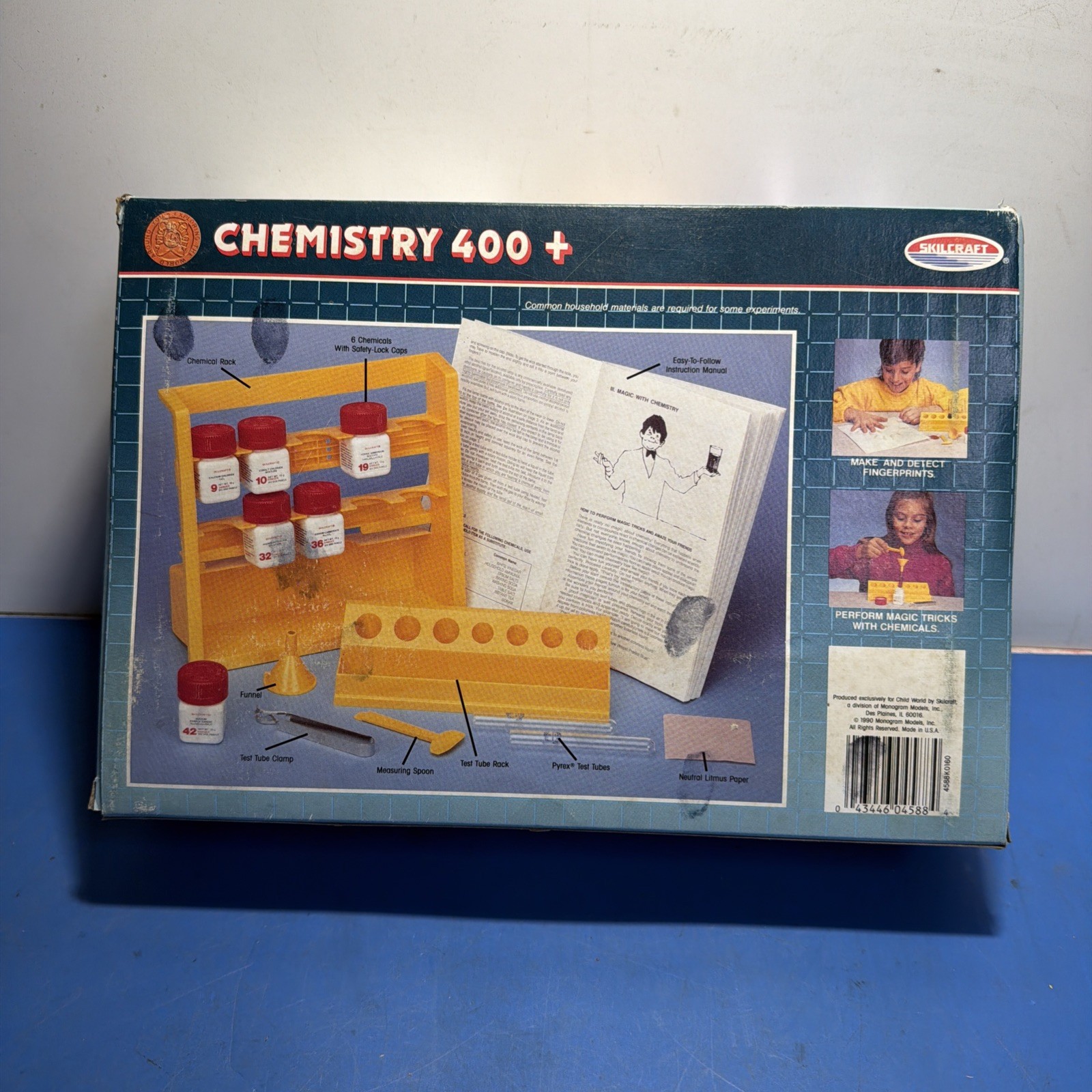Vintage Chemistry 400+ Science Kit Set with Manual & Accessories