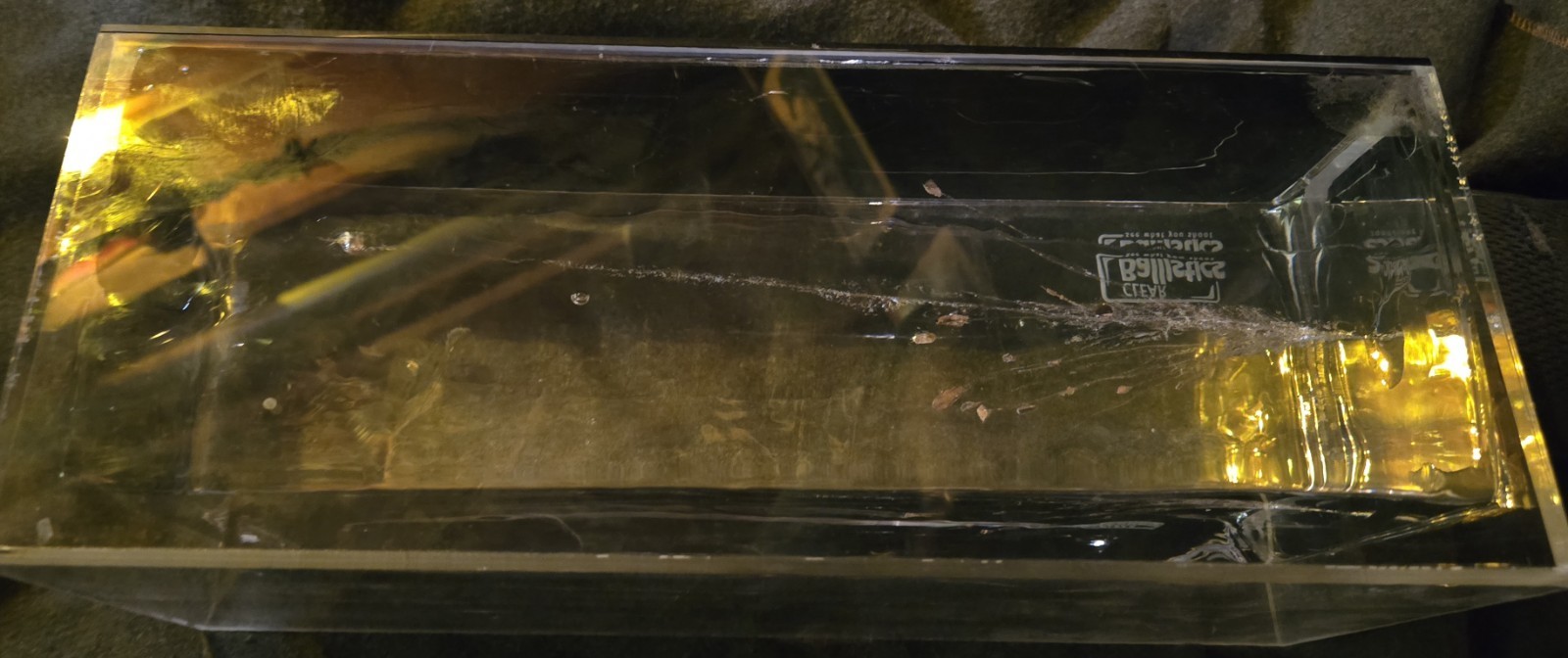 CLEAR BALLISTICS GELATIN WITH FRAG. AMMO. 20X8X8 IN A CASE. NICE EXAMPLE…
