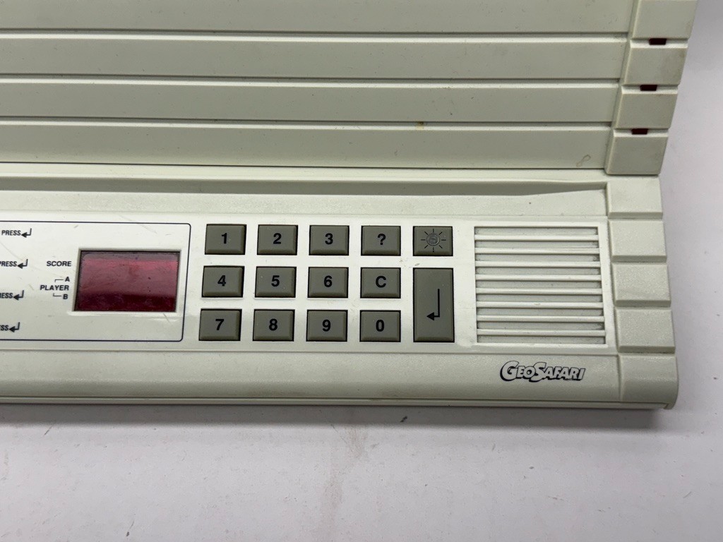 Vintage GeoSafari Geo Safari EI-8700 Electronic Learning Game W/Lessons