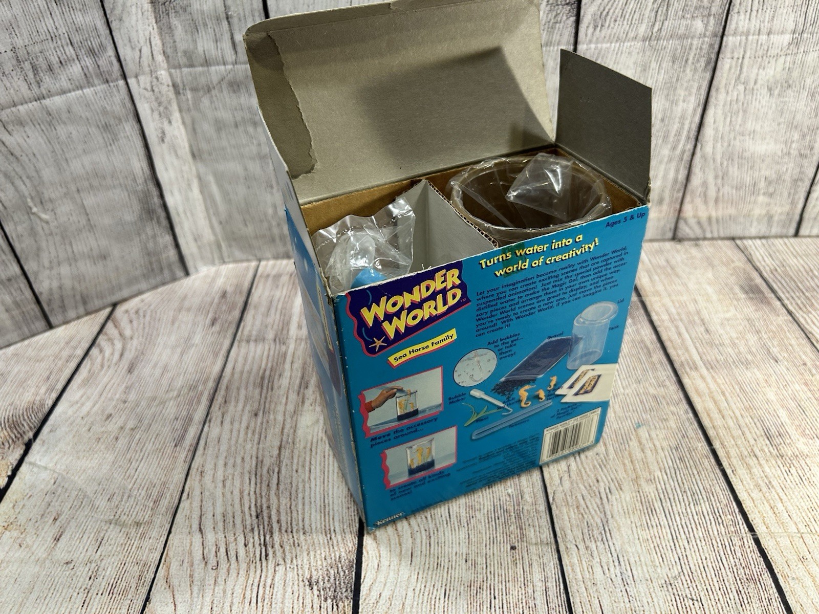 Kenner Wonder World Aquarium 1995 Seahorse Family Playset Open Box Complete