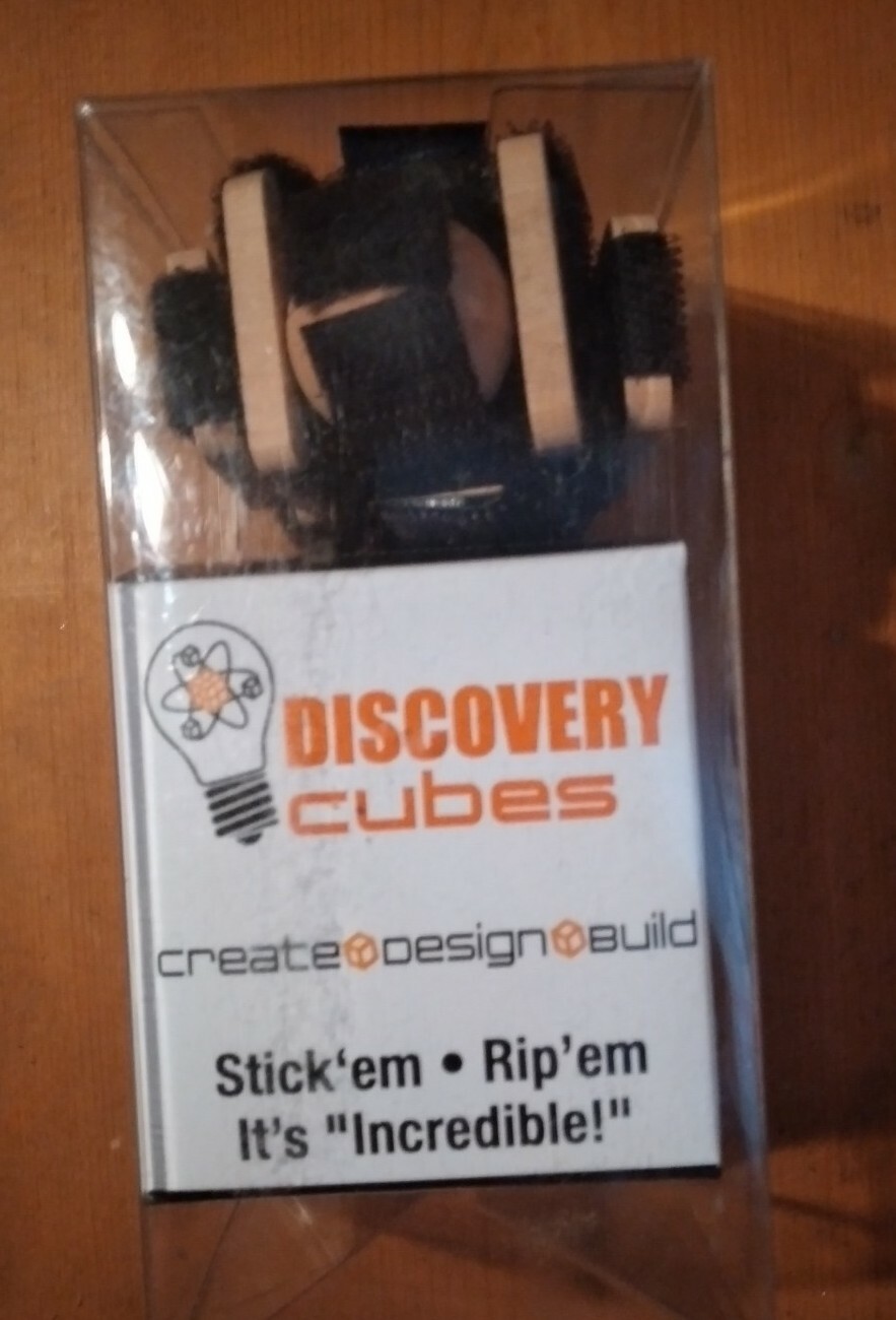 Zorbitz Discovery Cubes Fidget & Building Toy – Wood/Hook & Loop