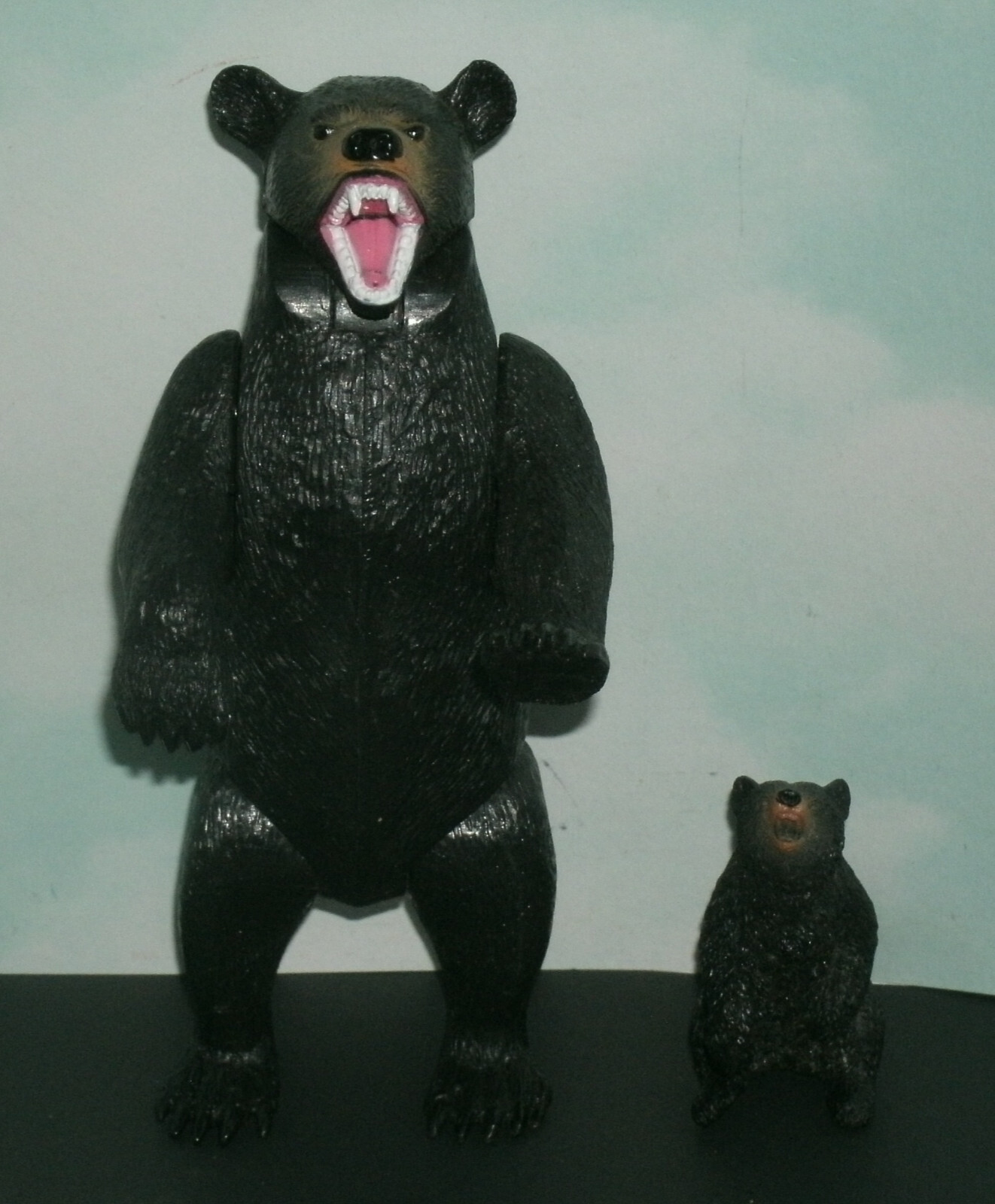 Two Black Bears Plastic Toy Figures (Mother & Cub) Wild Animal Play Miniatures