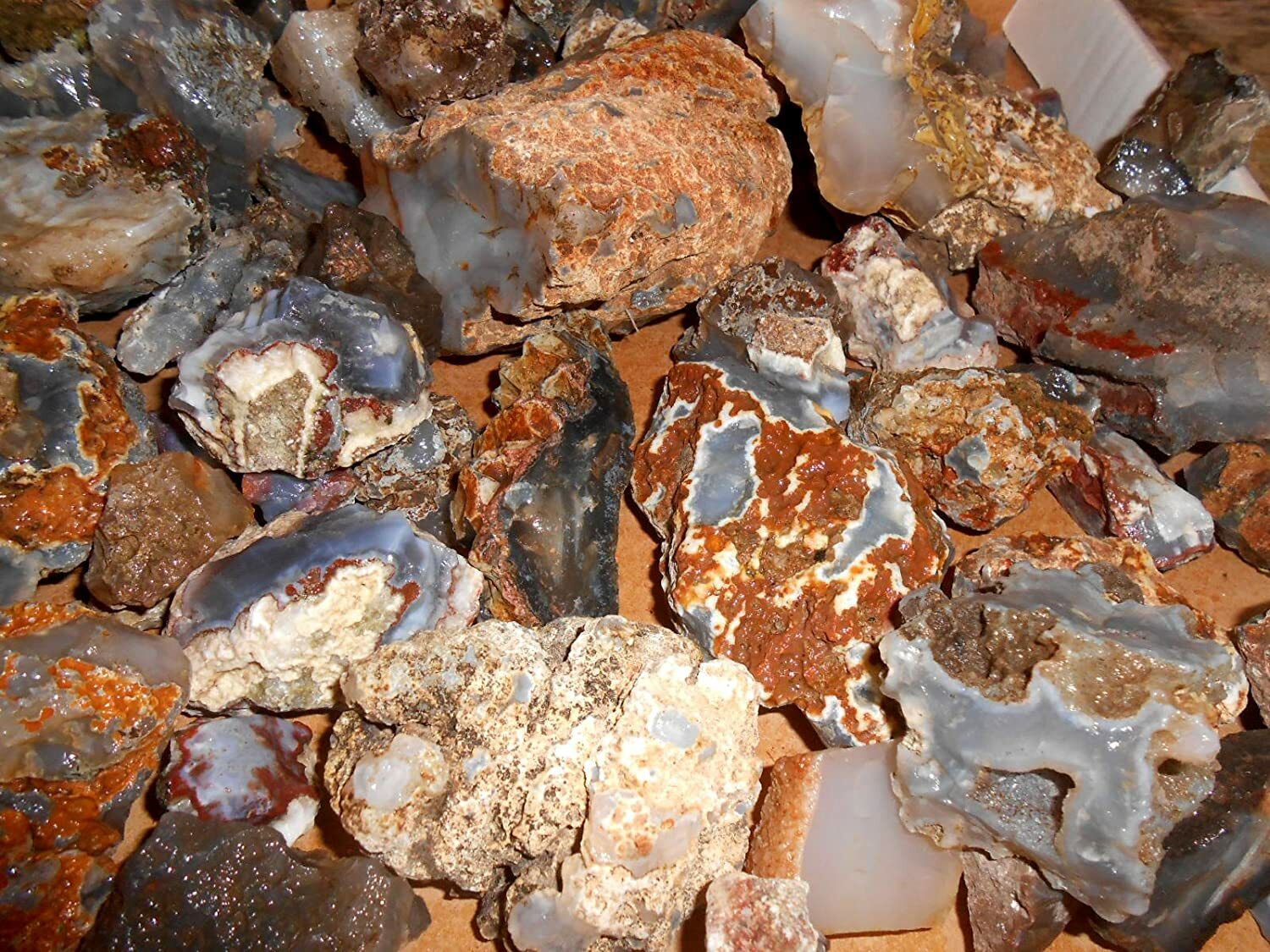 Rockhound’s First Choice Rock Tumbler New Mexico Blue Luna Agate Rough 8oz.