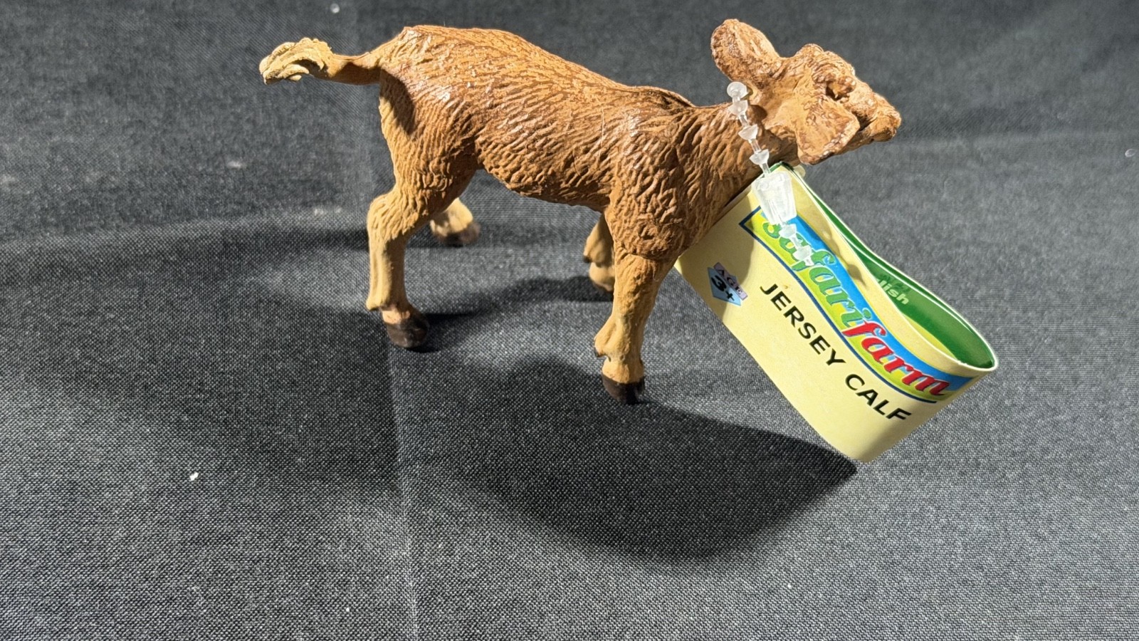Safari ltd Jersey Calf 1998 Safari Farm Animal Mini