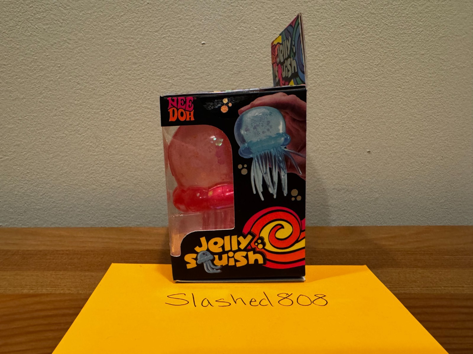 NeeDoh – PINK Jelly Squish Sparkle Jelly Squish (100% AUTHENTIC)