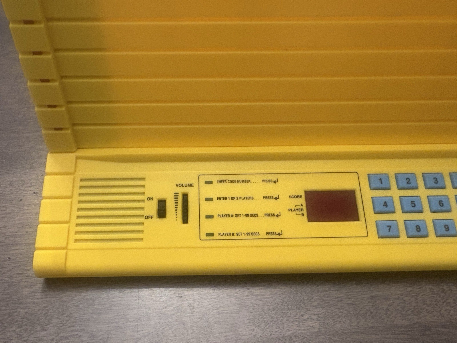 Vintage GeoSafari Jr EI-8700 Electronic Learning Game Unit w/ 13 Cards – TESTED