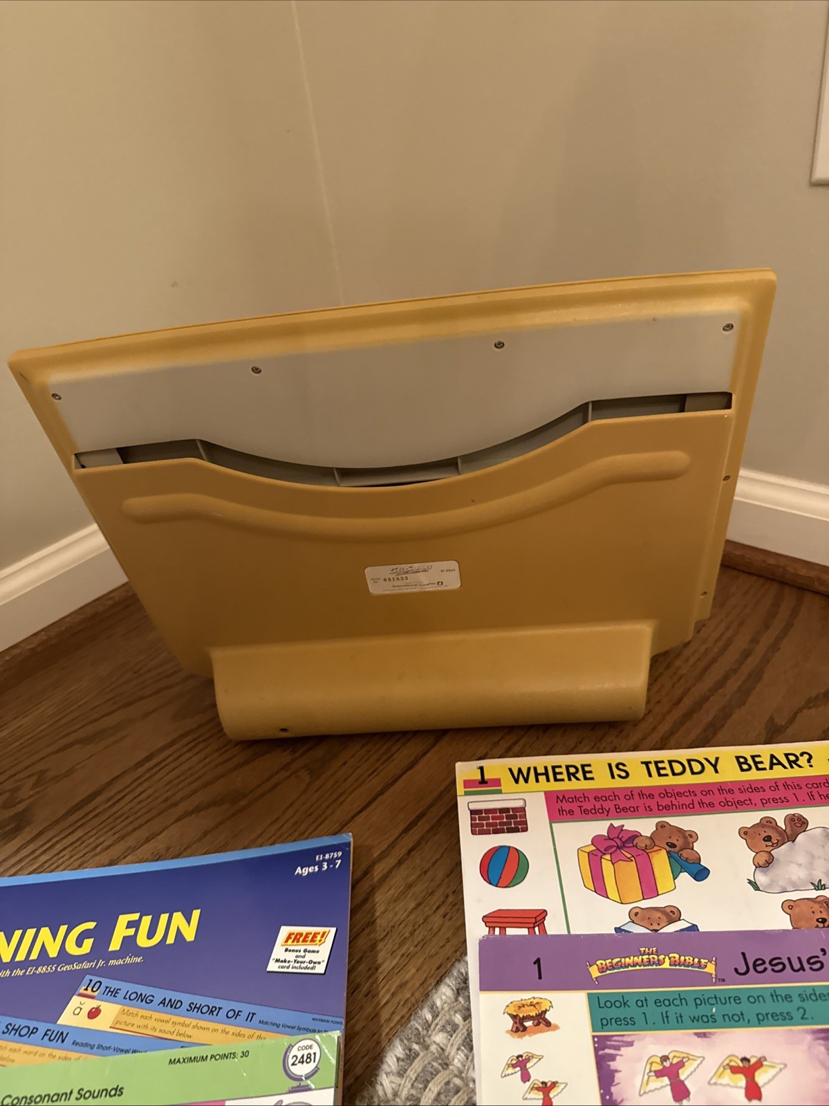 Vintage GeoSafari Electronic Learning Game EI 8865 Tested Works Great w/cards Jr