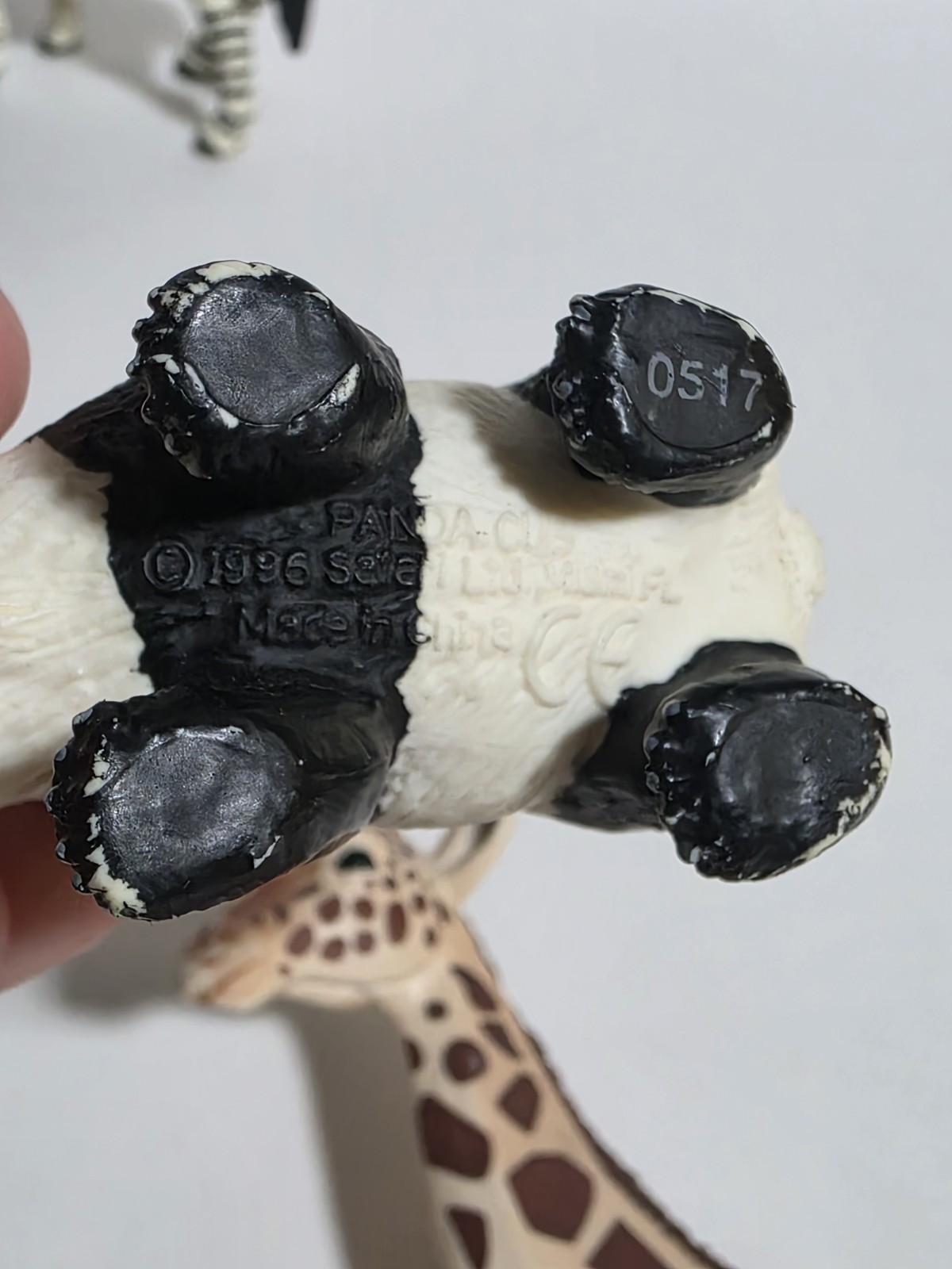 Safari Ltd. Mixed Lot Of 8 Realistic Animal Figures Tiger Zebra Gorilla Giraffe