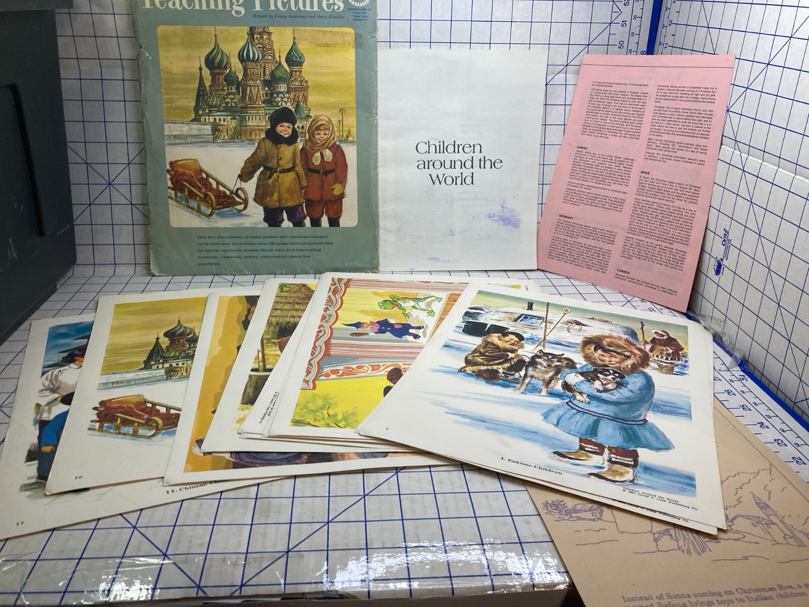 Teaching Pictures Children Around the World vintage 10 color pictures 1967