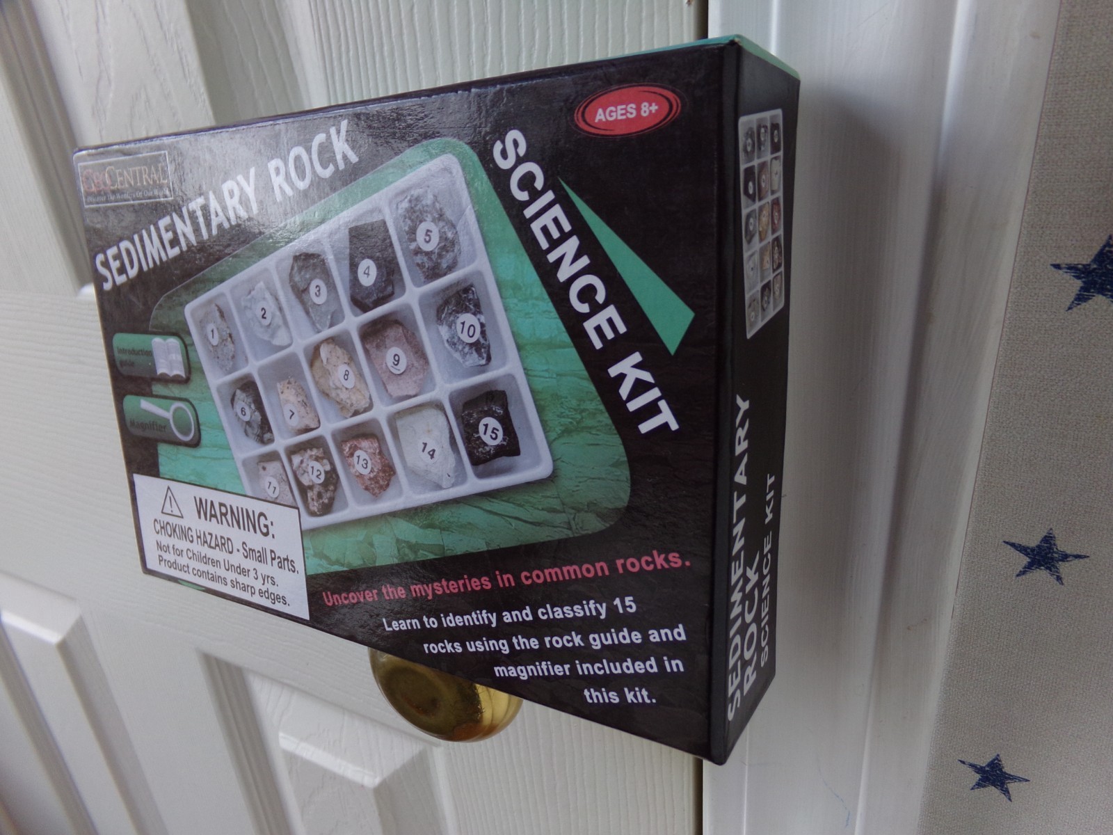 FLAWS Sedimentary Rocks Science Kit GeoCentral 15 Rocks Ages 8+ Magnifying Glass