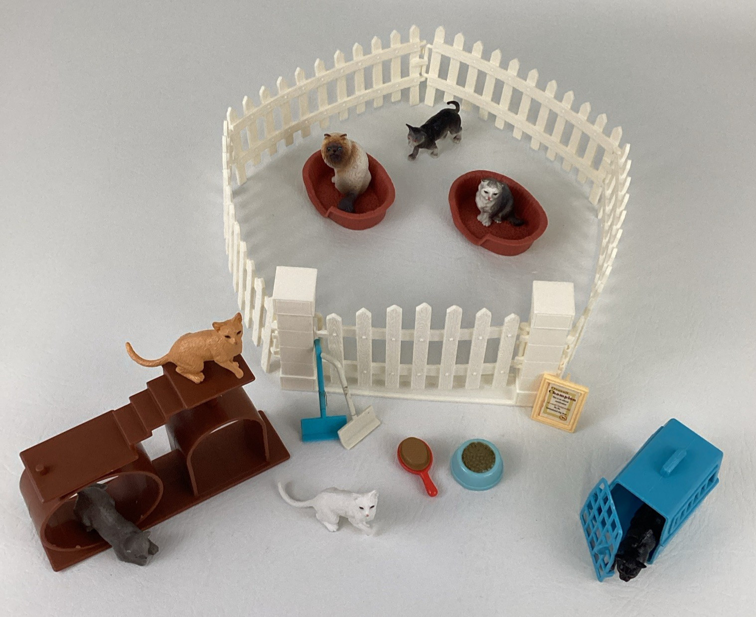 Vintage New Ray Kitty Cat Playset Miniature Animal Figures Fence Pet Carrier Lot