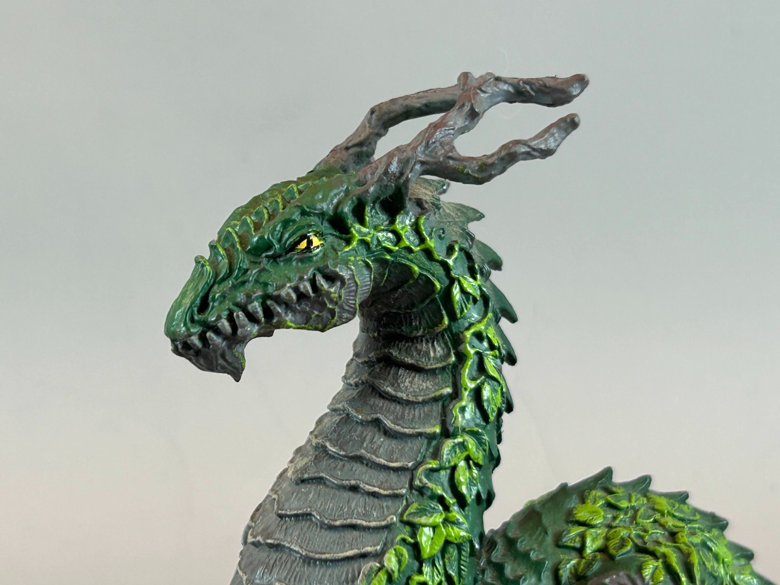 Green Forest & Blue Water Fantasy Dragon Figures Safari Ltd. Mythical Preowned