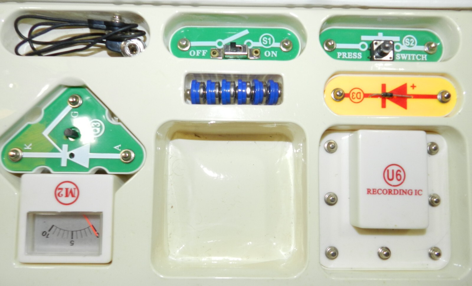 2 sets of Snap Circuits Electronic Learning sets – Pro and Junior