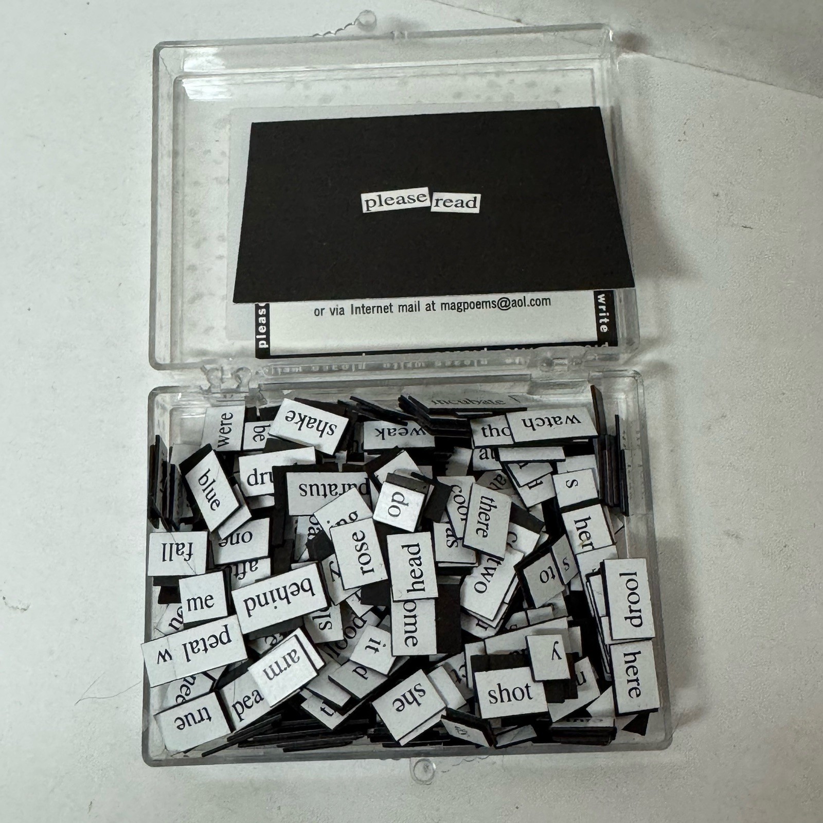 VTG 1993 Magnetic Poetry Word Phrase Magnet Kit Create Learning Fun Dave Kapell