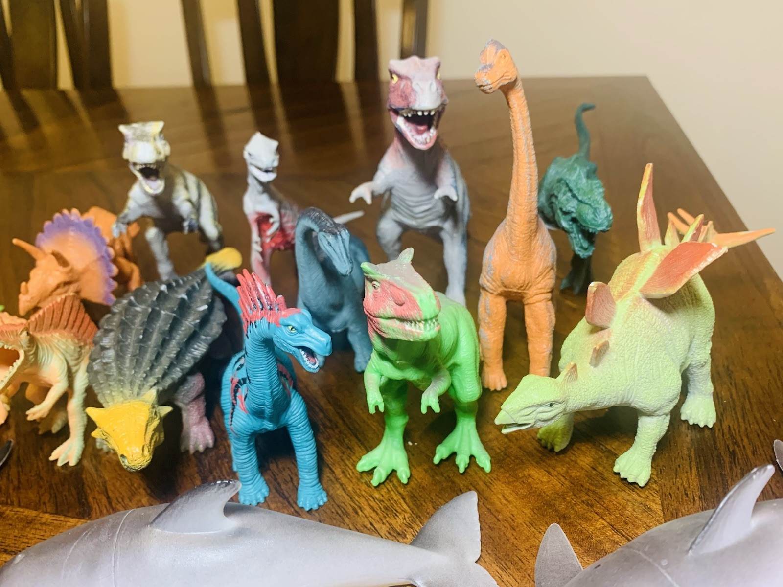 Lot of 18 Children’s Toys Dinosaurs Sharks Dolphins & Turtle Educational Learn