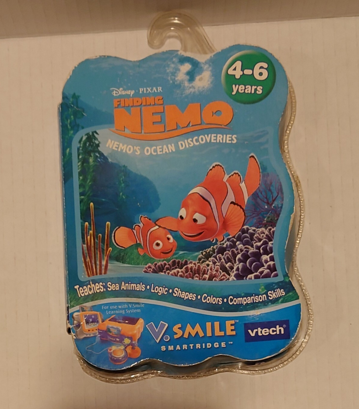 Vtech vsmile game Finding Nemo New in box but box is damaged and has wear on it