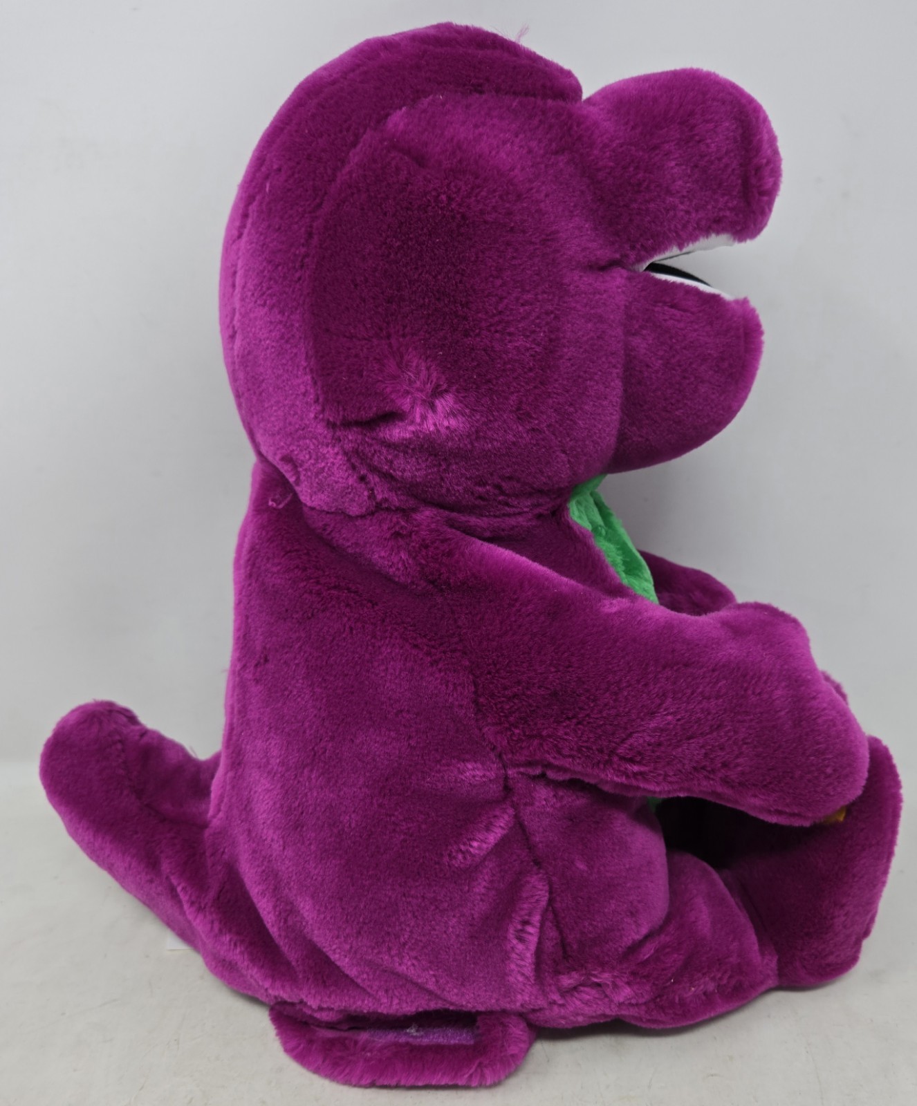 CIB Microsoft ActiMates 1998 Interactive Barney w/ Box Moves Plays Speaks Sings