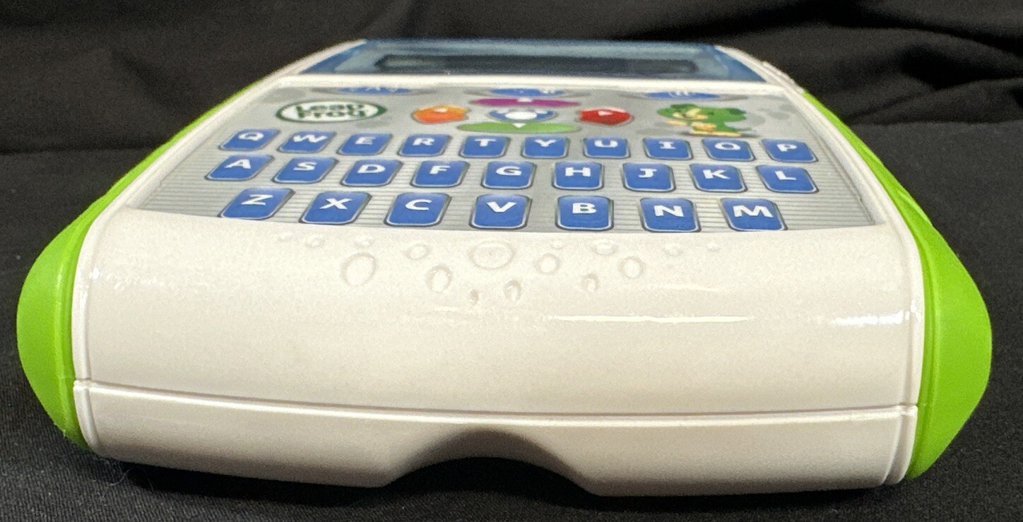 LeapFrog Text & Learn Handheld Electronic Educational Game | Item # 19143 |Used