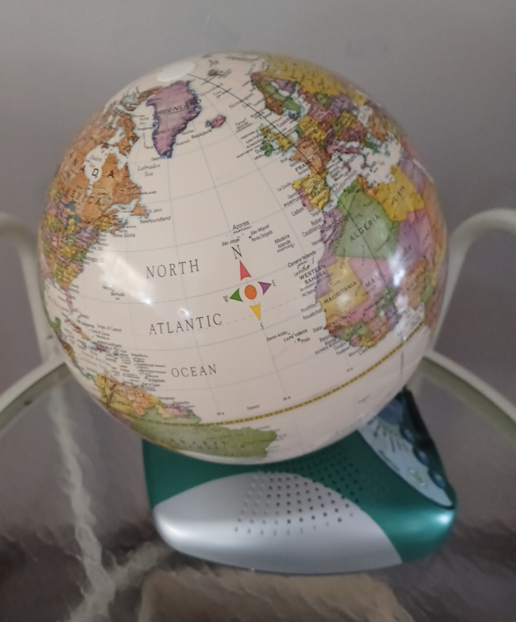 Vtg. Leap Frog Interactive Smart Globe Explorer Eureka Promotes Early Challenges