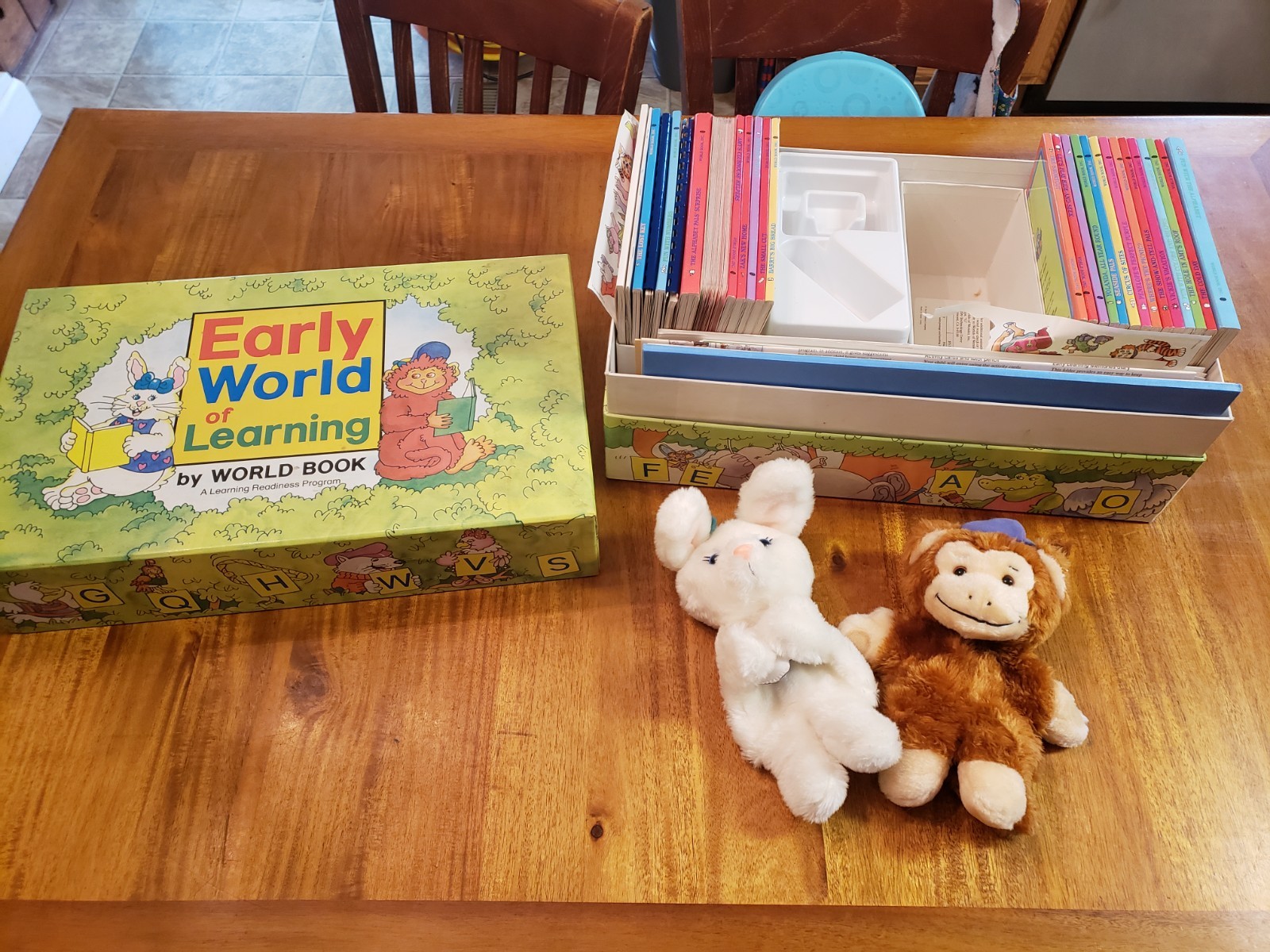 Vintage 1987 World Book Early World of Learning Nice Boxed Set Homeschool