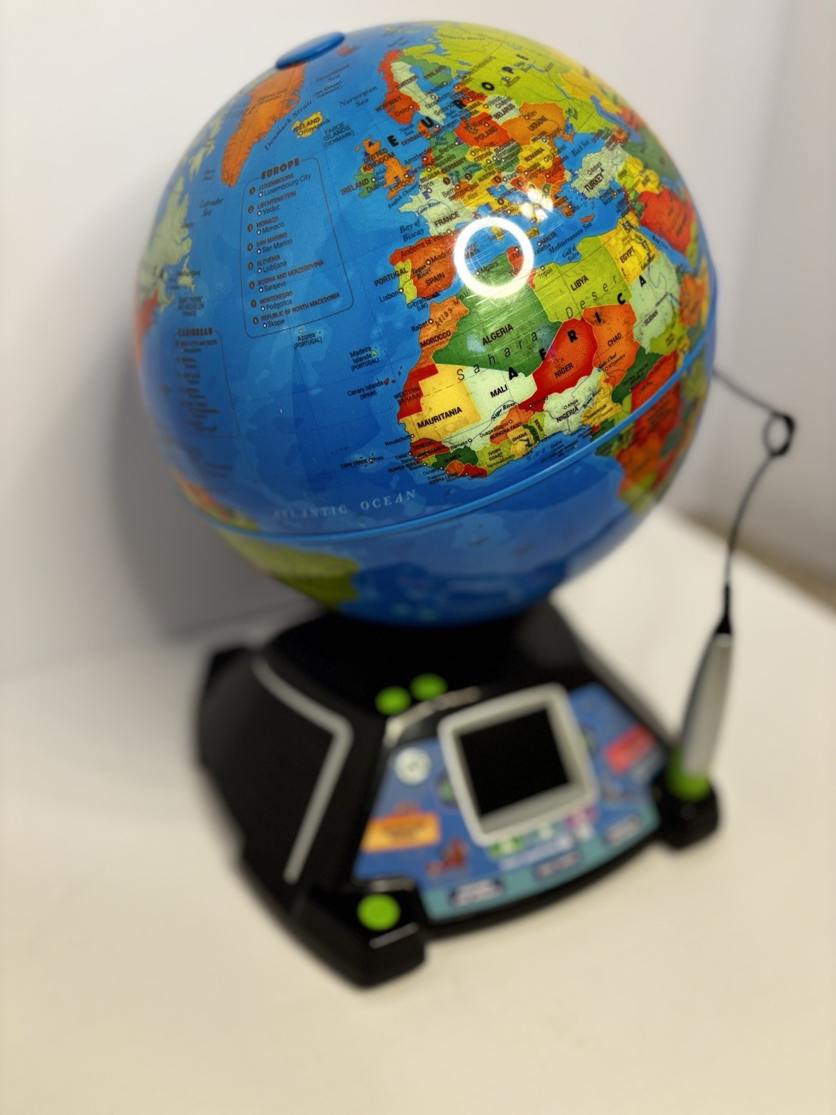 Leapfrog Magic Adventures Globe LCD Video Screen Kids Toy Interactive Works