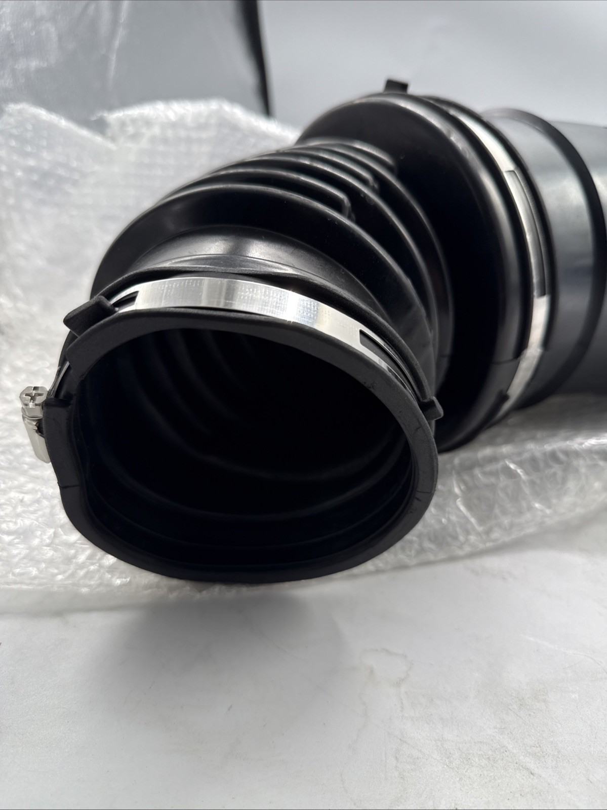 DICMIC 696-207 53032944AC Engine Air Intake Hose Compatible with Dodge Ram 20…