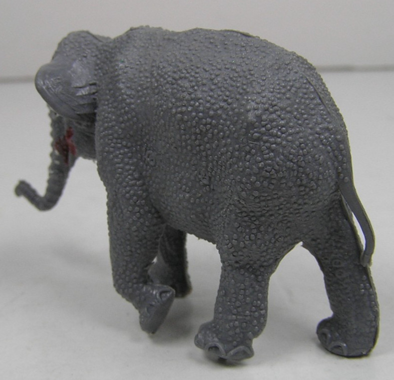 Unbranded Gray Elephant 2″ Long Plastic Animal Toy Figure No COO