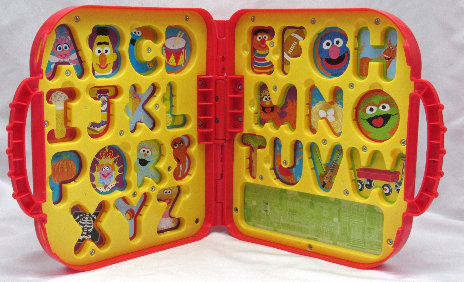 Sesame Street Elmo’s On The Go Letters Alphabet Carry Case COMPLETE
