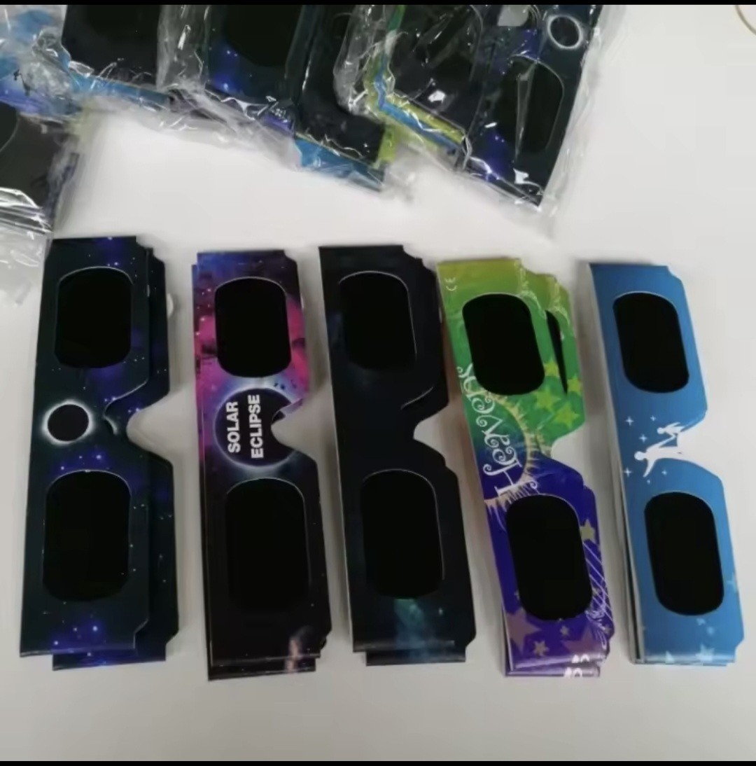 ​10x Solar Eclipse Glasses CE ISO Certified – Safe Sun Viewing UK Aug 12th 2026