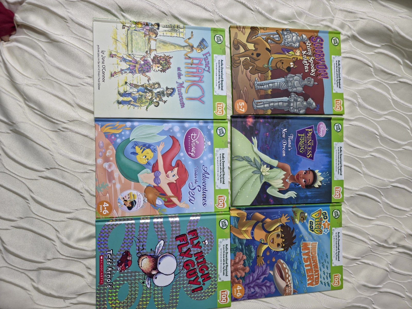 Leap Frog Tag Junior Books Pal Reader with Carrying Case
