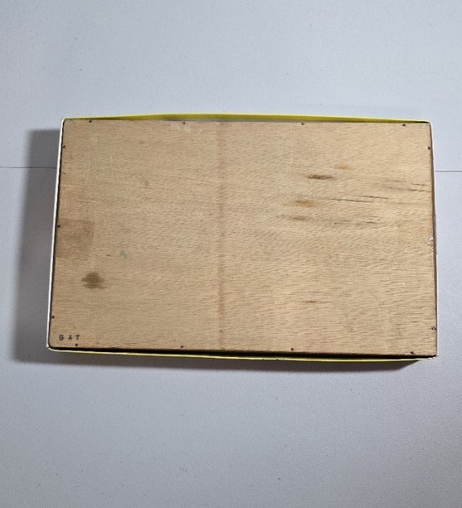 1967 Radio Shack Science Fair Electronic Project Kit #201 – Untested-incomple
