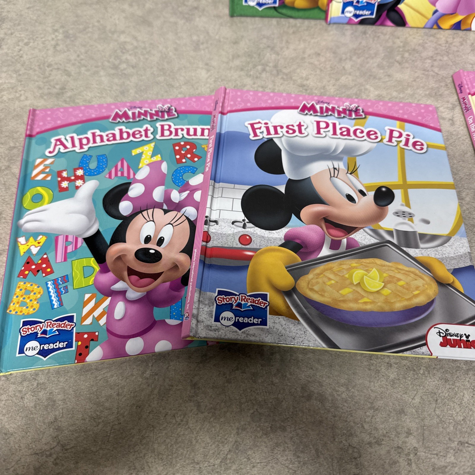 Disney Junior Minnie Mouse Friends Me Reader Electronic Storybook 7 Books US5