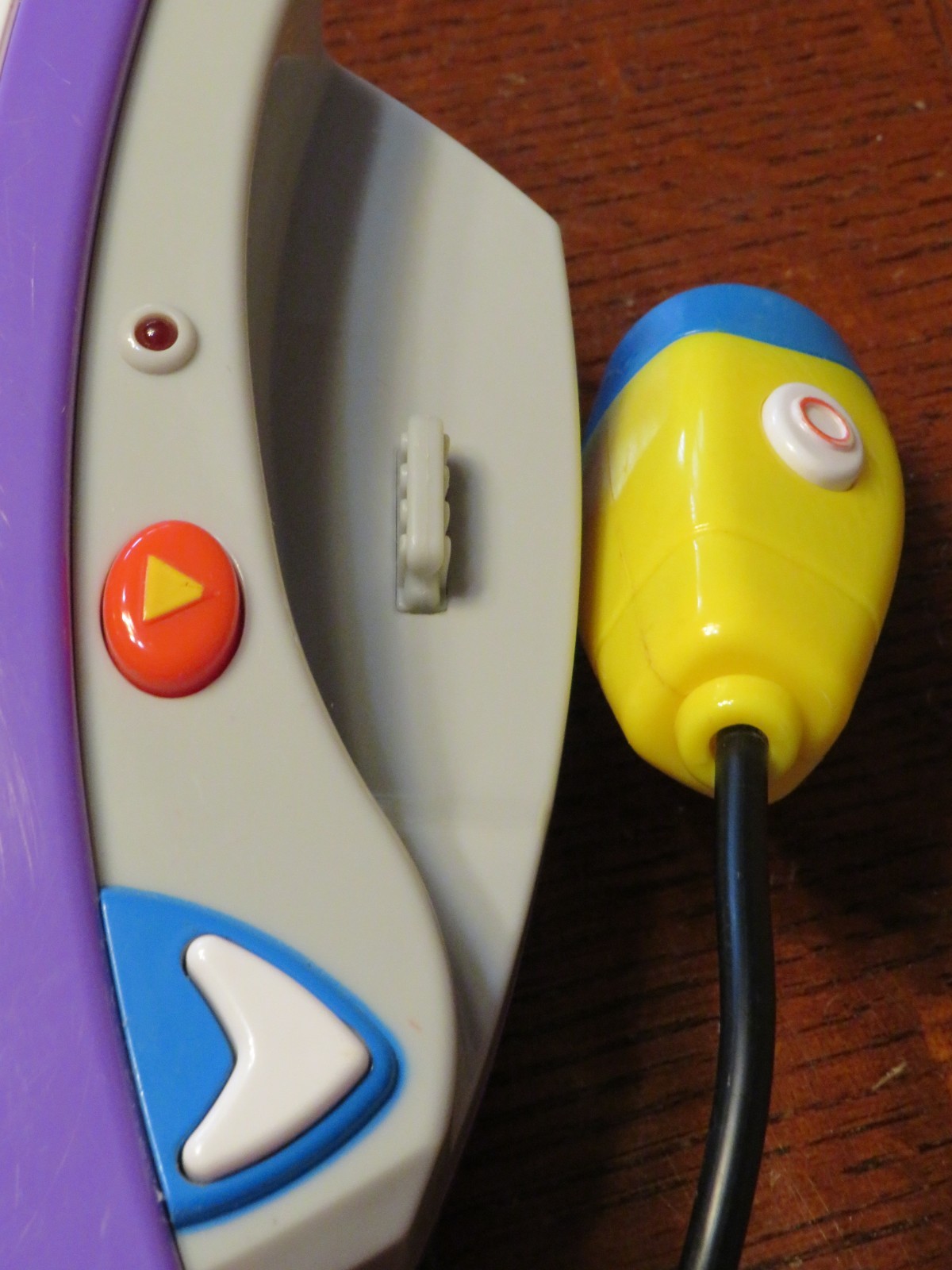 Mattel LEARN THROUGH MUSIC PLUS & 6 Cartridges DORA, BARNEY, SESAME STREET *READ