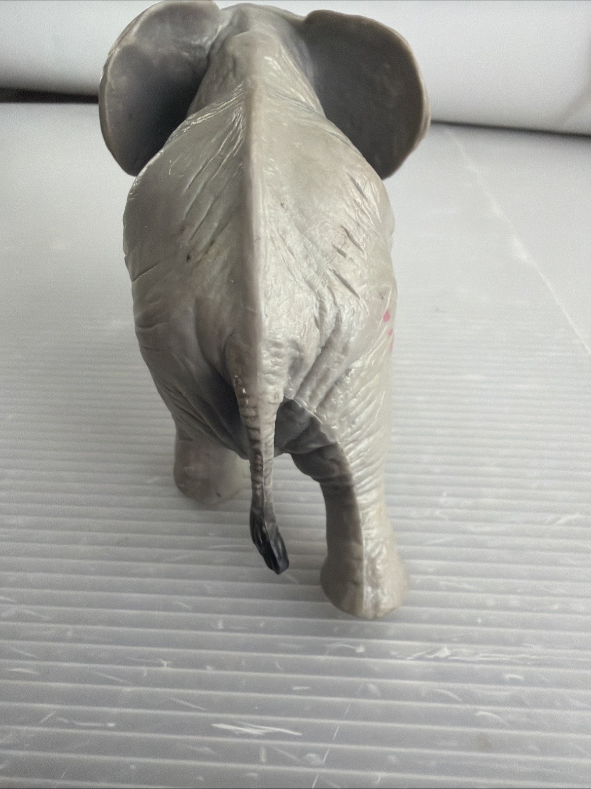 Safari Ltd African Elephant Figure 1996 grey large 7 x 4 inches