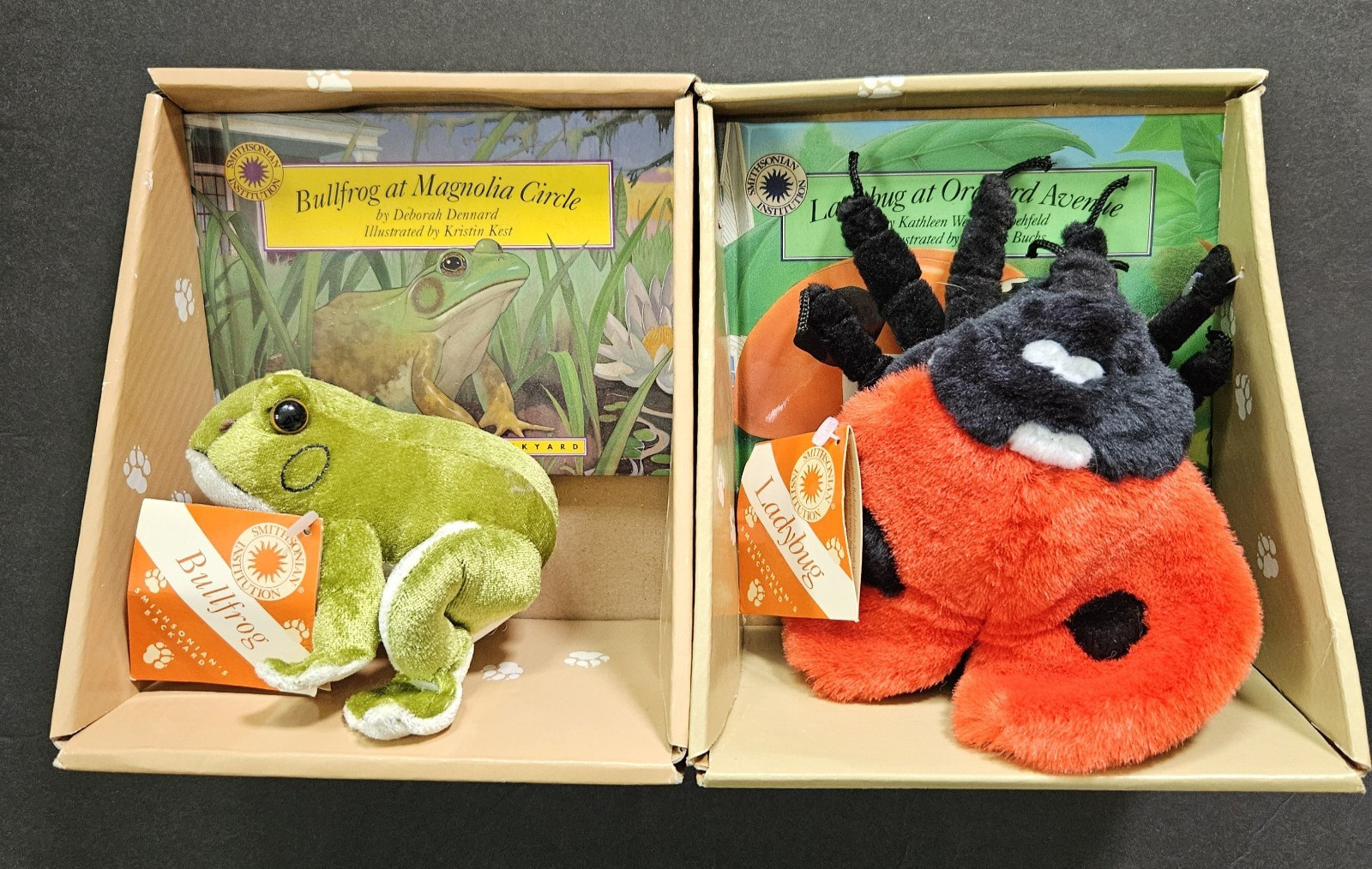 Smithsonian Nature Science Ladybug/Frog Book & Stuffed Animal Plush Toy Lot of 2