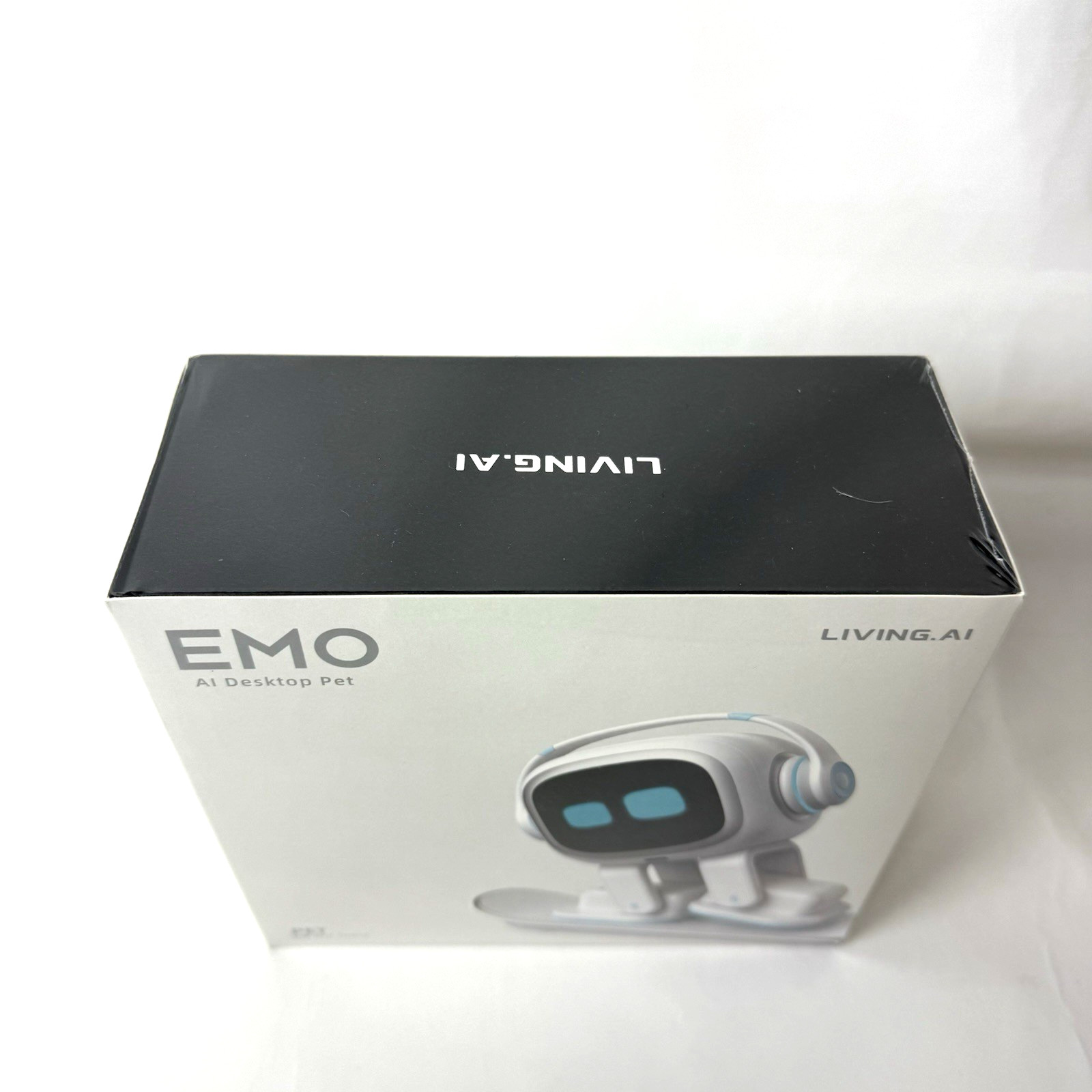 EMO Living Ai White Desktop Robot Pet