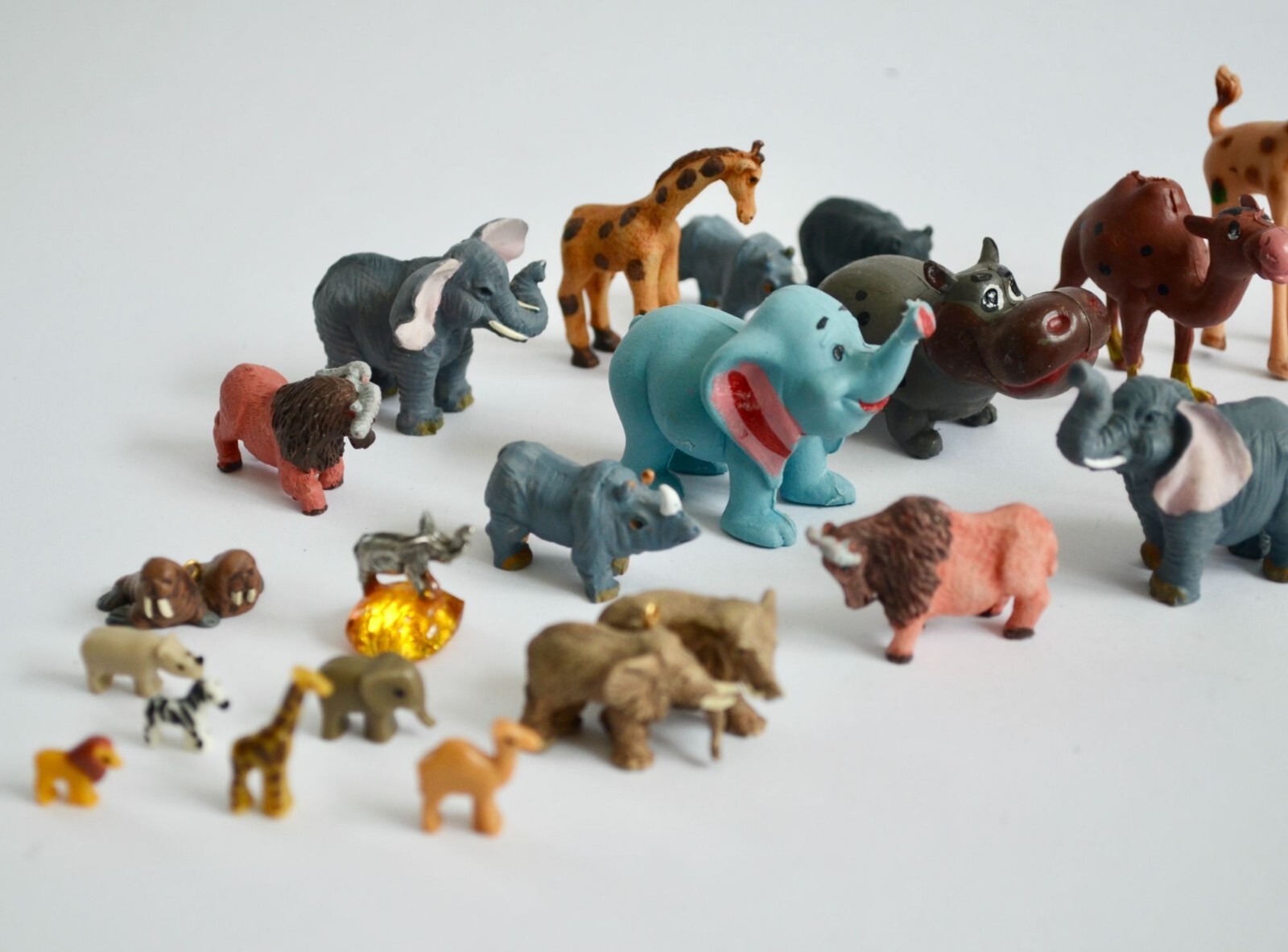 Large Lot Miniature Animal Figurines Toy Figures Hallmark Hong Kong Vintage