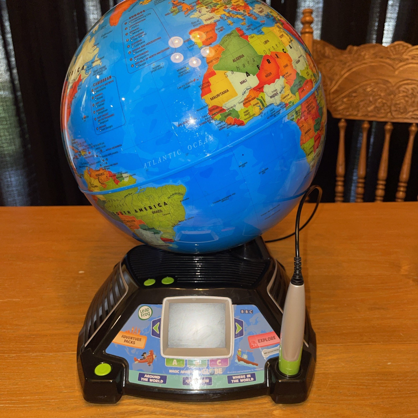 LeapFrog Magic Adventures Globe 10” Interactive LCD Video Screen Toy Tested