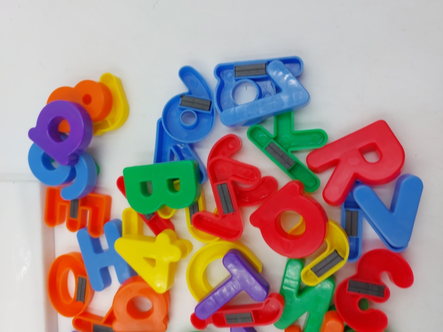 Alphabet Letters and Numbers Colorful Magnets in Clear Case/Bag Reading Phonics