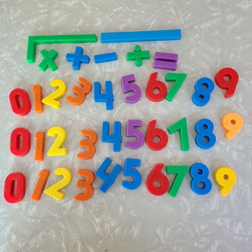 Vintage 1971 Playskool Deskette Magnetic Desk Numbers Letters Alphabet Box
