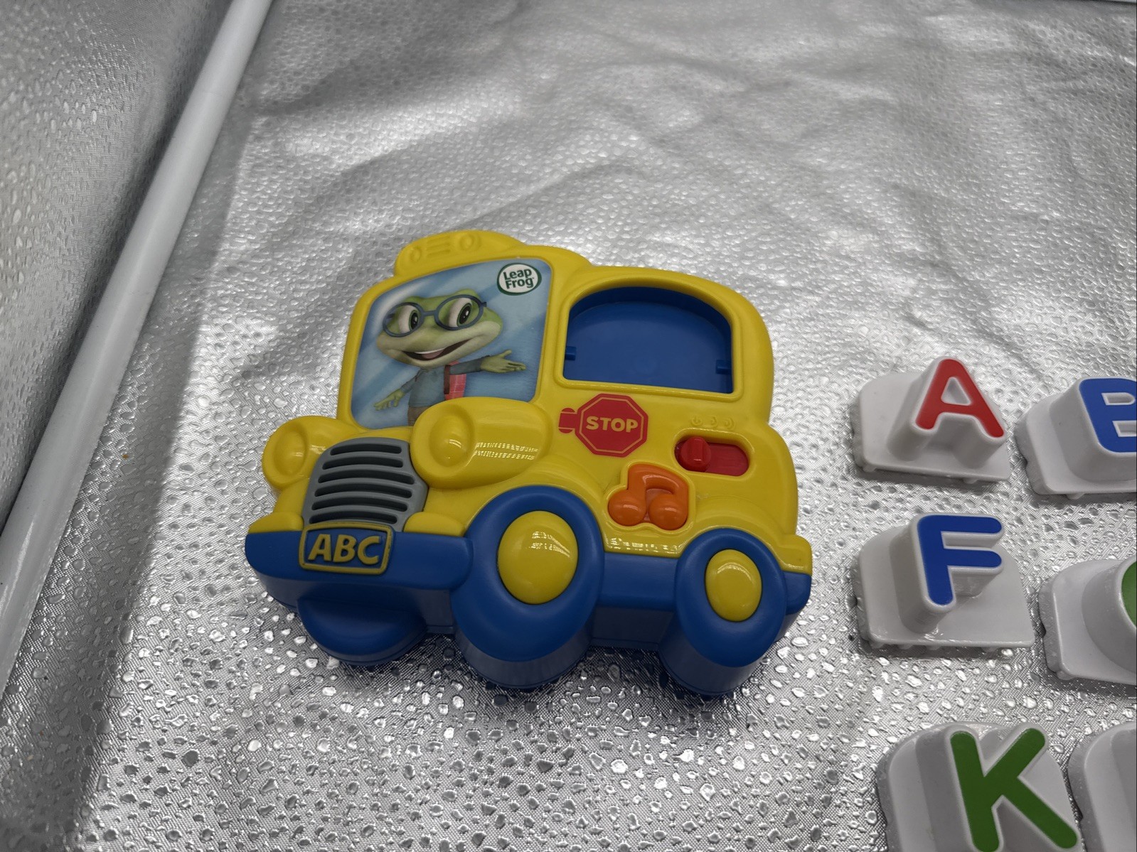 Leap Frog Fridge Phonics Bus Magnetic Letter Set 26 Letters Complete Tested Work
