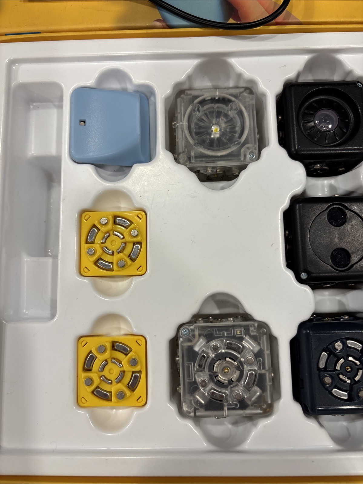 Discovery Set Cubelets-App Enriched Robot See Description