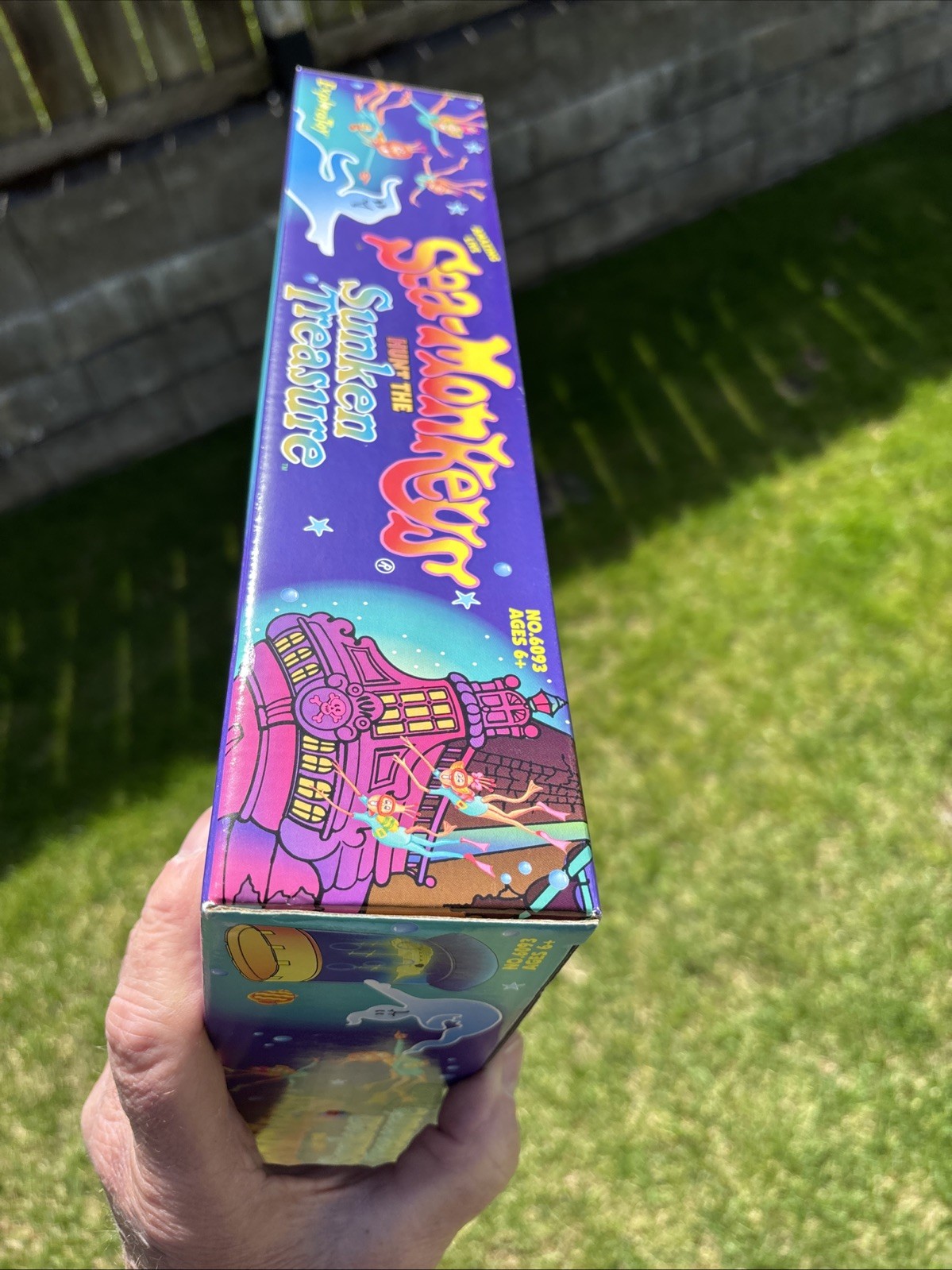 Amazing Live Sea-Monkeys SUNKEN TREASURE Tank Aquarium NEW RARE VTG 1998