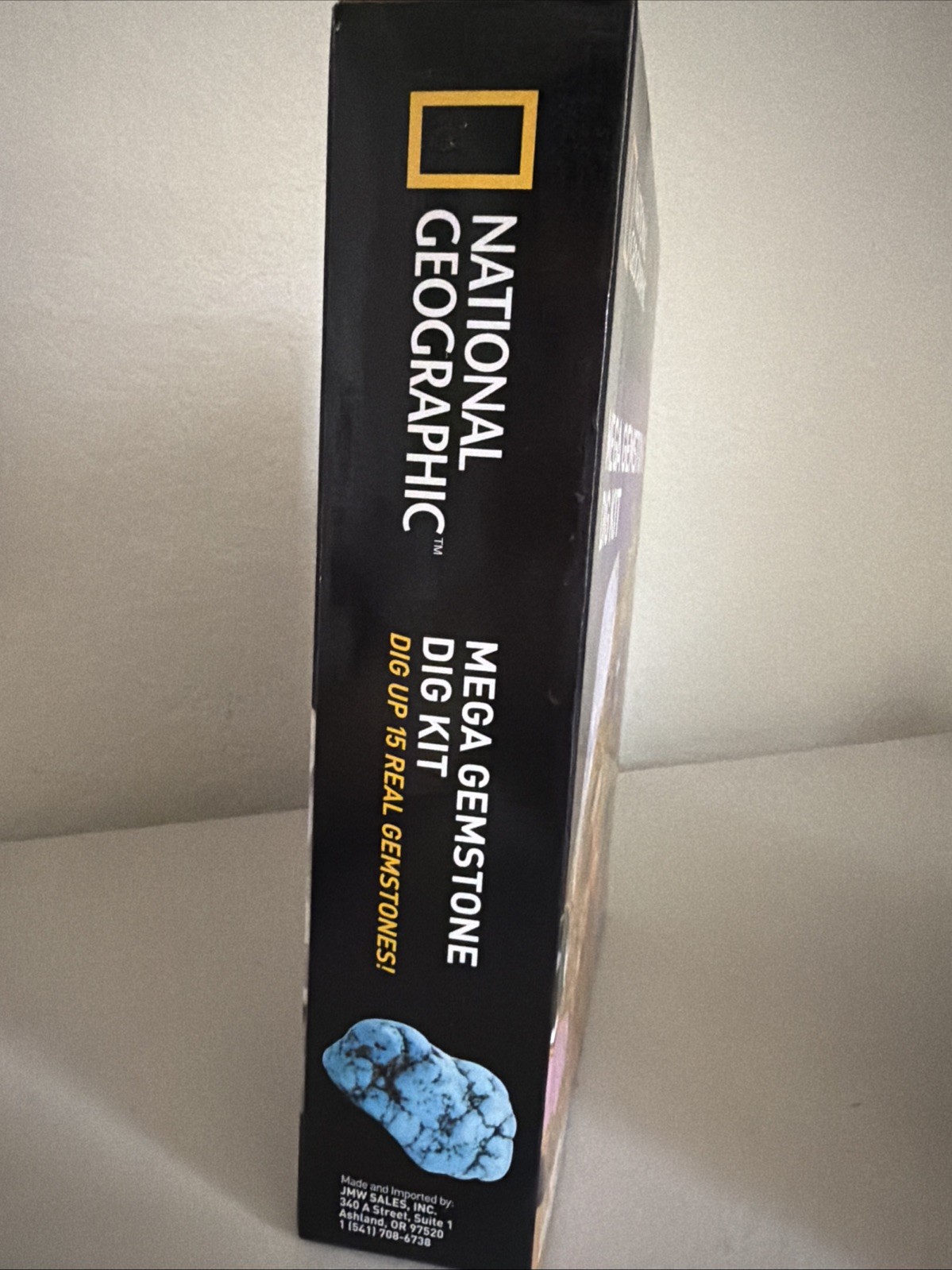 NATIONAL GEOGRAPHIC Mega Gemstone Dig Kit – Dig Up 15 Real Gemstones & Crystal