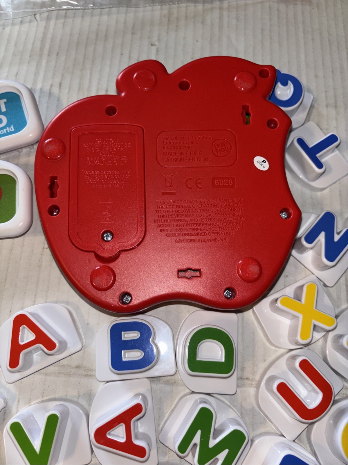 LeapFrog Tad’s Fridge Phonics Magnetic System—Complete Alphabet & Extras Works!