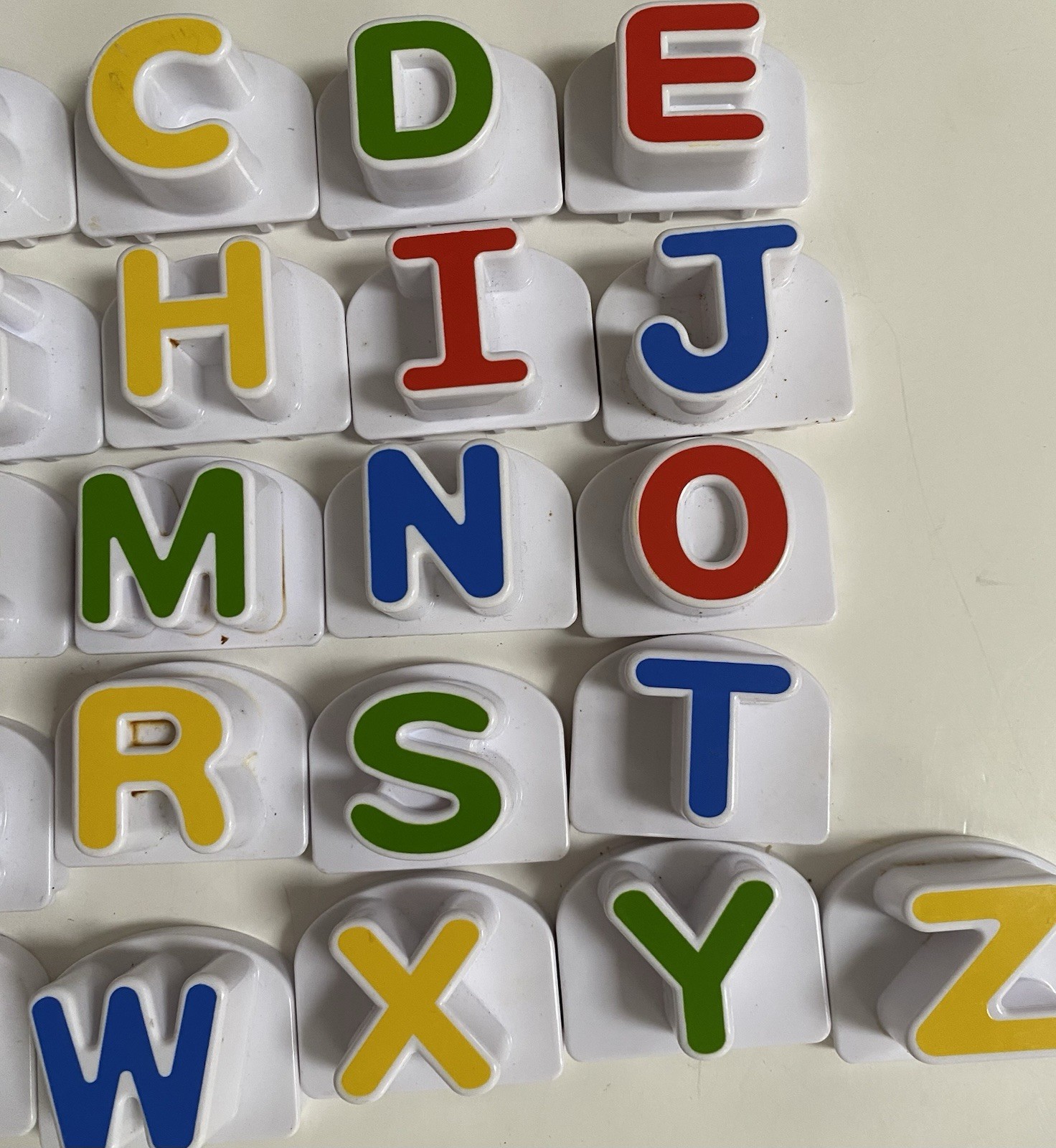 LeapFrog Tad’s Fridge Phonics Teaches Letters and Phonics Magnetic