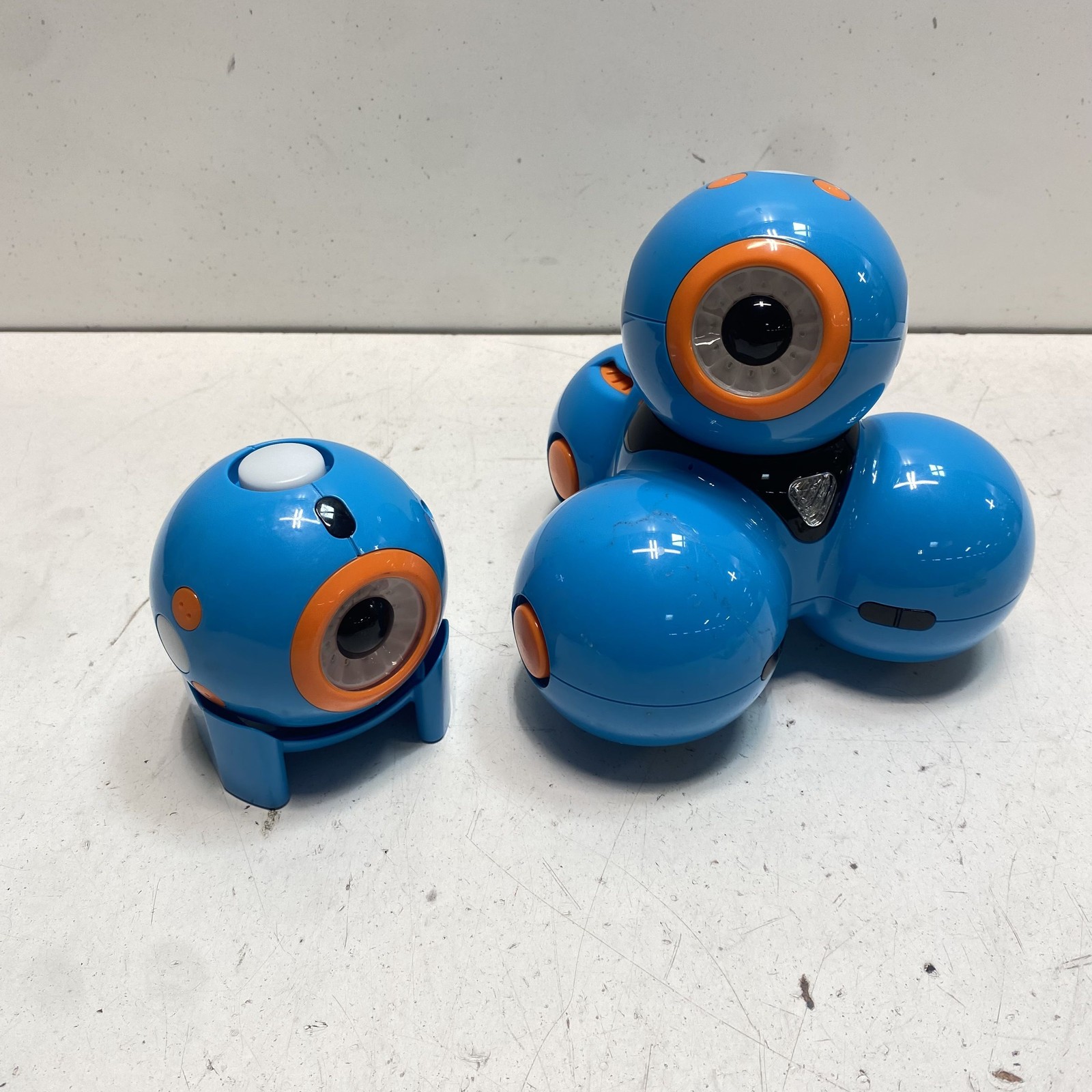 Dash and Dot Educational Robots Lot Wonder Workshop 2 Robots 2016