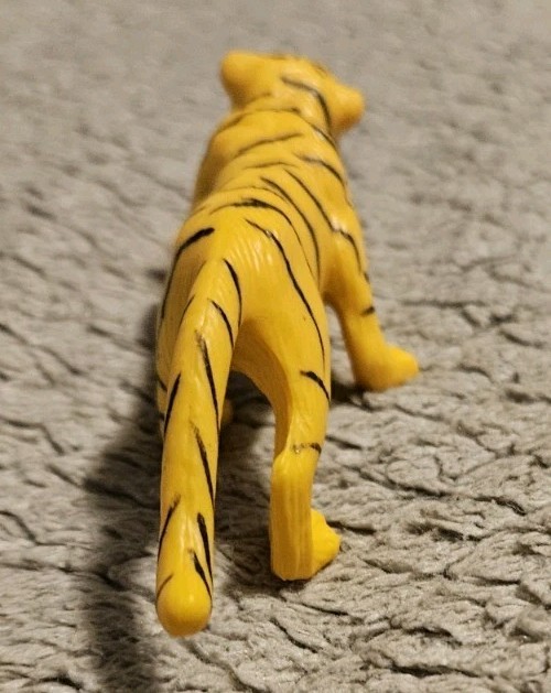 Tiger Figure 2.5 Inches Long