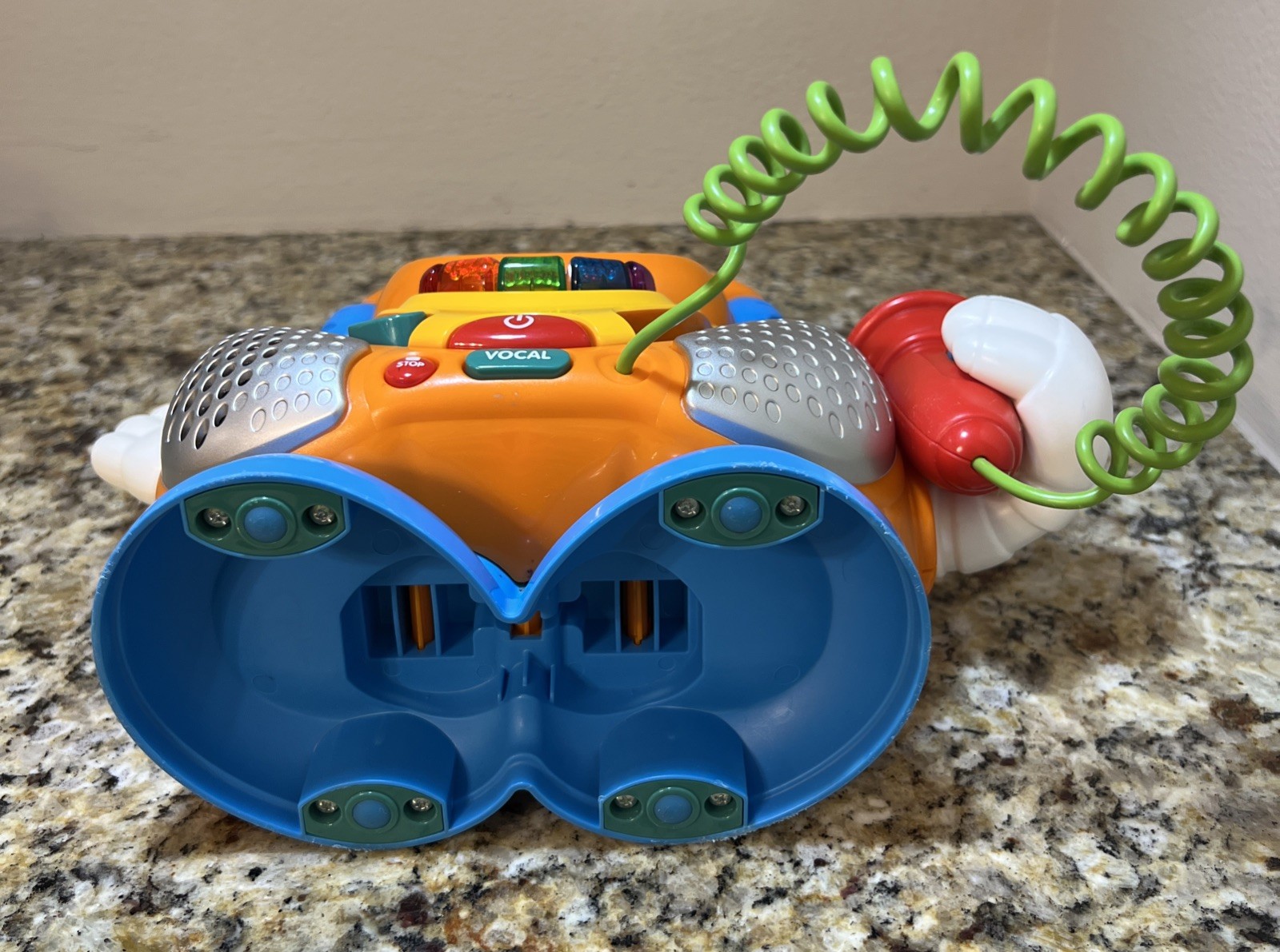 VTech Learning Tunes Karaoke Machine Music Voice Changing Microphone With Songs
